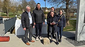 Bürgermeister Pöhlmann mit Volary-Delegation in Mödlareuth